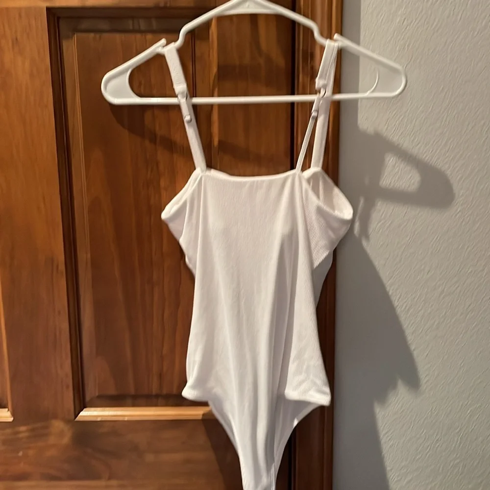 Hollister White Bodysuit - Good Used Condition - Some Piling - Small - Shelf Bra - Picture 2 of 5